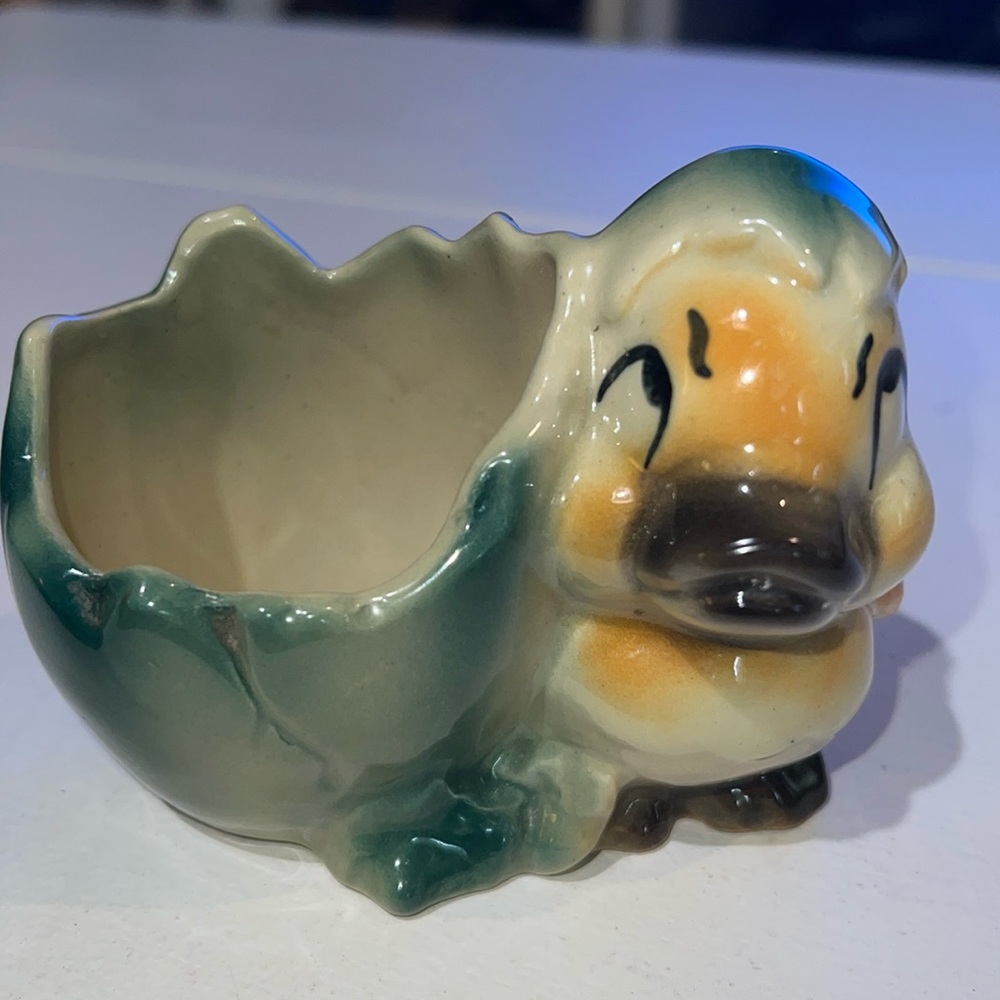 Vintage Planter, Duck with Egg, Shawnee Pottery, Made in USA, Baby Duck Chick,